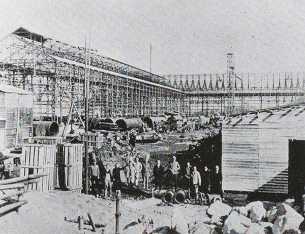 建設中の理研鋼材(株)平井工場(1939年)