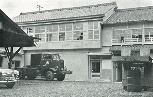 丸太運輸(株) 本社